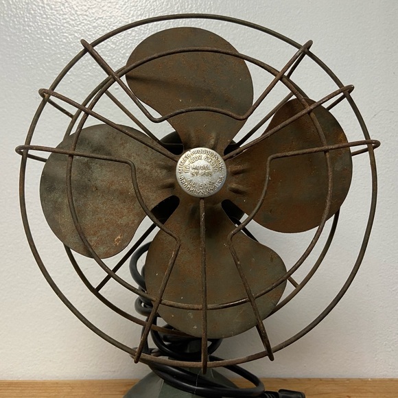 *SOLD* Vintage Mimar Products Inc Model ST-28S Fan - Picture 2 of 10